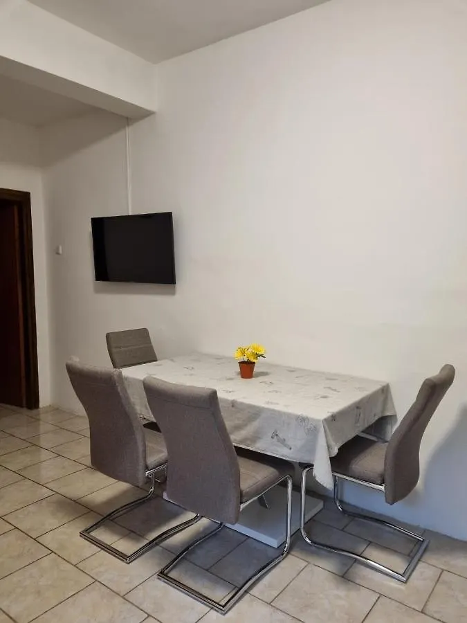 Apartment Thor Rijeka 0*,  Croatia