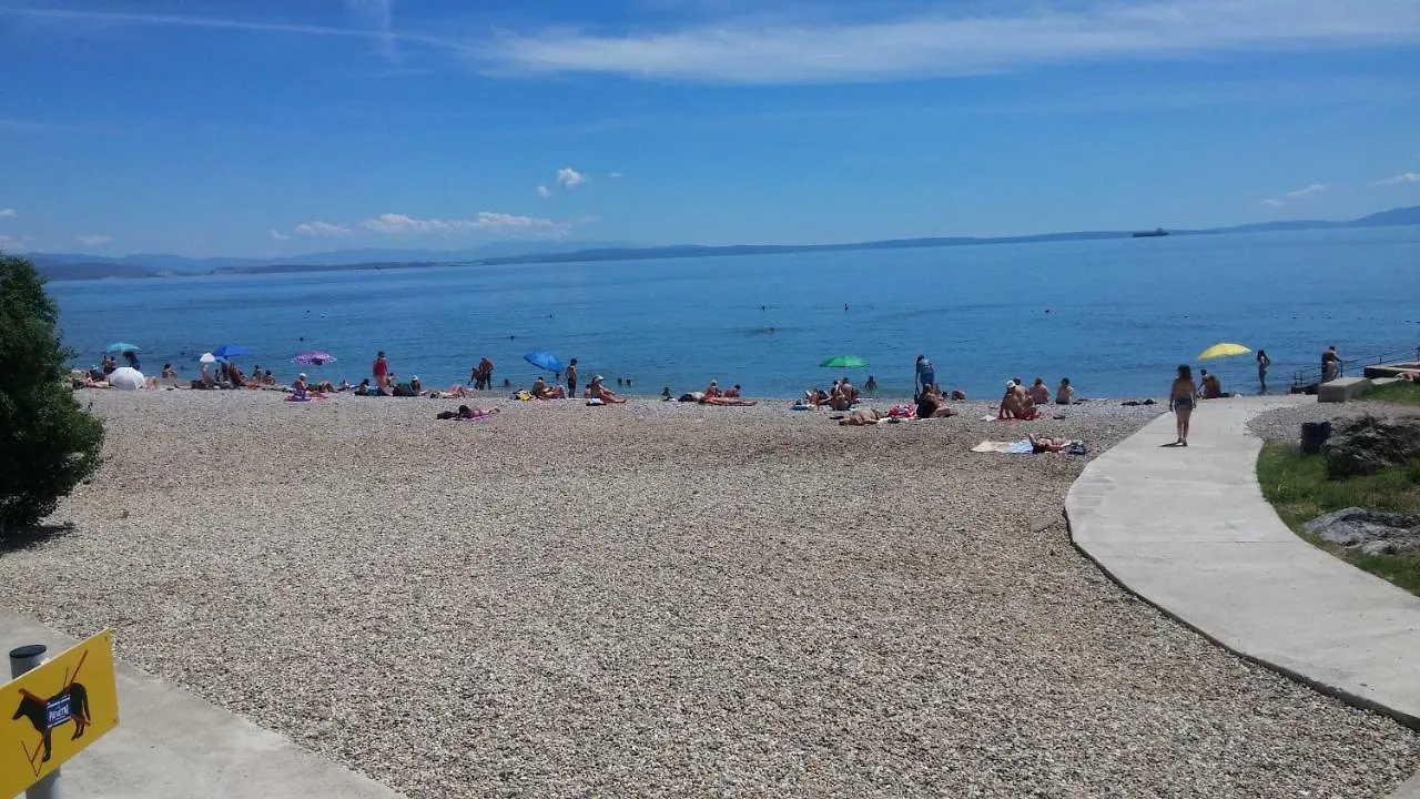 Apartment Thor Rijeka 0*,